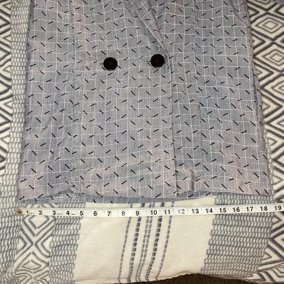 Vintage Diamond's Run Geometric Print Grayscale Lightweight Blazer Shacket - Picture 6 of 12